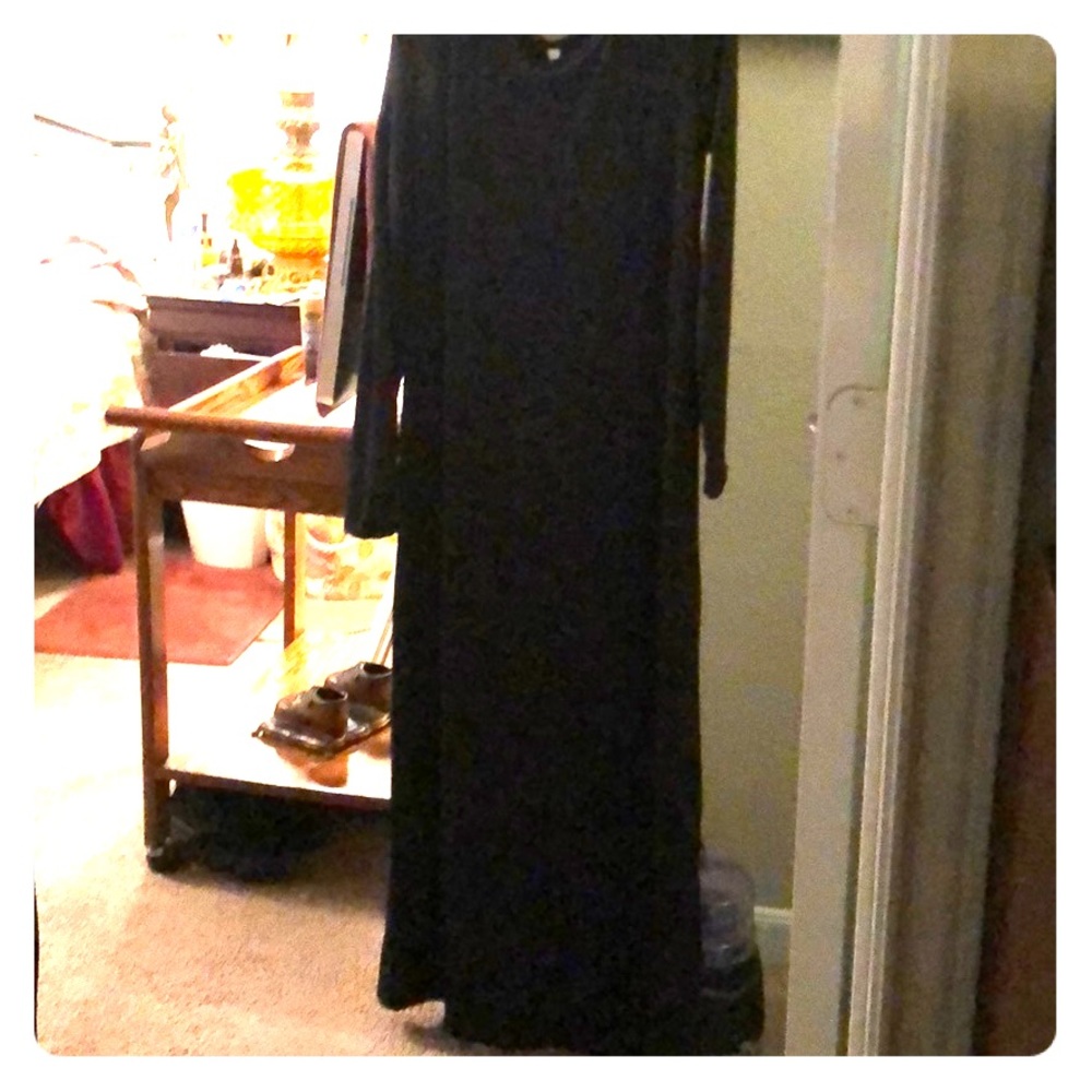 Long black dress